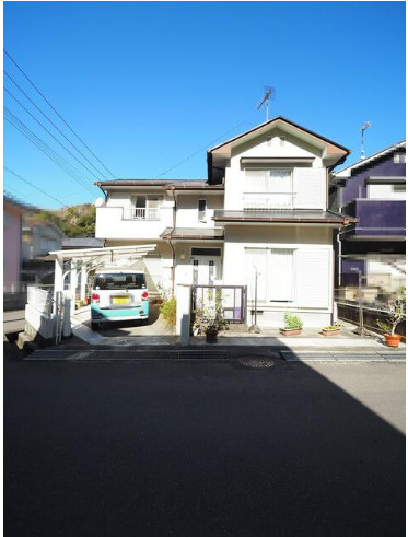 【角地】高知市神田　中古物件の外観