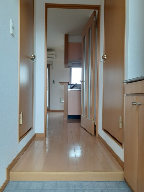 メゾン　ド　レイの玄関