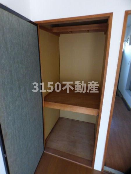 ロイヤル小塩Vの収納