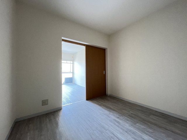 【洋室】 | カモンコート岸里