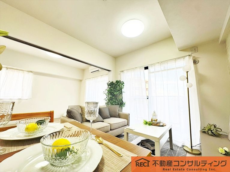 プレステージ灘新在家Ⅱの洋室