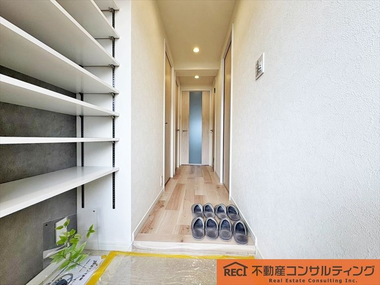 プレステージ灘新在家Ⅱの玄関