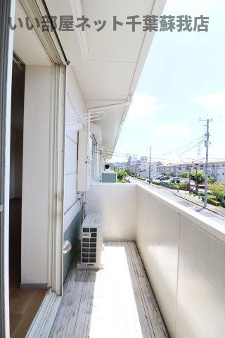 ファーストグリーン　Ｃのバルコニー|洗濯物もよく乾きそうな、陽当たり良好なバルコニーです！