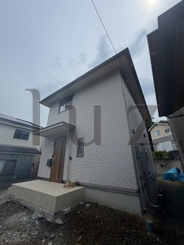 磯子4丁目貸家の外観