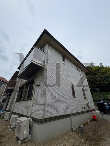 磯子4丁目貸家の外観