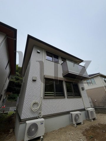 磯子4丁目貸家の外観