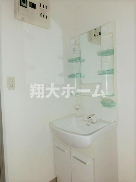 メゾンベルドホサカの洗面所