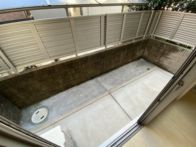 シャーメゾン城西の庭
