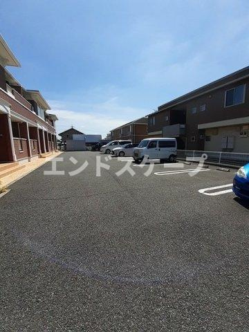 メゾンド　ソレイユの駐車場|高崎、前橋のお部屋探しはエンドスケープまで！お客様の理想お聞かせ下さい♪