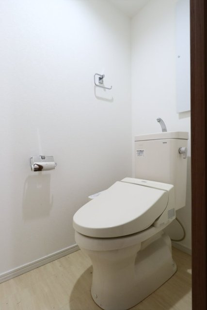 リテラス目黒三丁目のトイレ|ゆったりとした空間のトイレです
