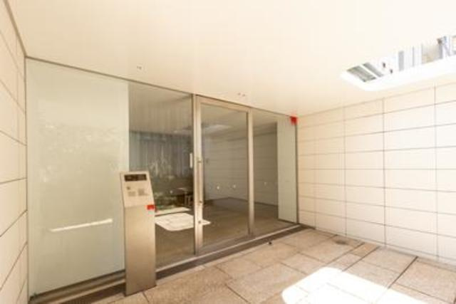 代々木　ＭＫ　ＣＯＵＲＴのエントランス|ゆとりのあるエントランスです