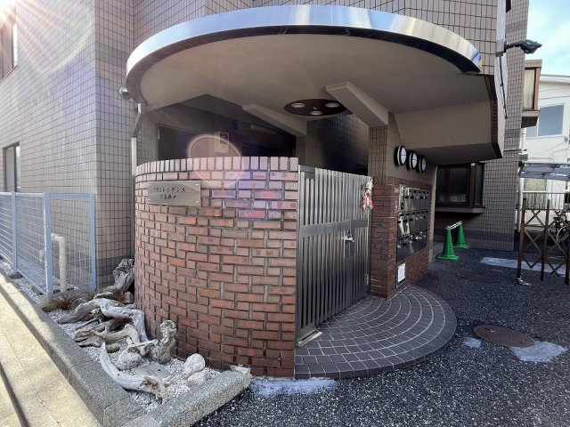 【エントランス】