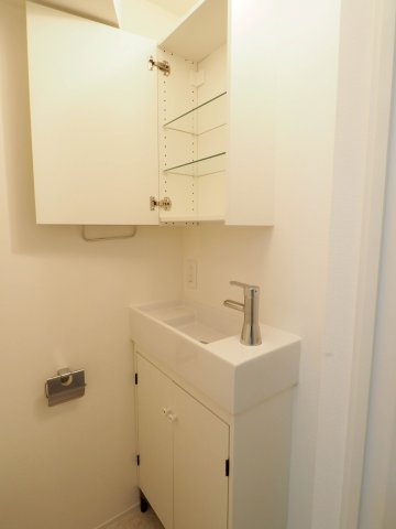 ランドプレックス桜新町のトイレ|トイレ内洗面台