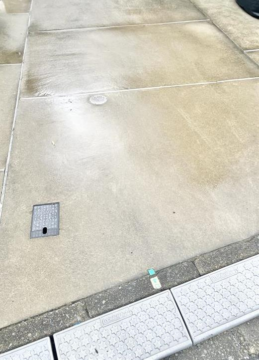 和泉戸建の駐車場|駐車スペースもあります