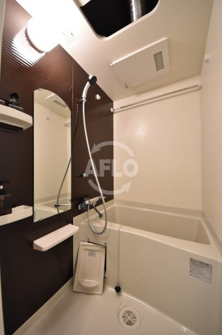 Luxe西長堀の浴室|Luxe西長堀（ラグゼ西長堀）　風呂