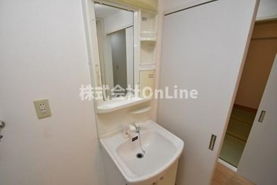 八尾市西山本町１丁目の賃貸マンションの独立洗面台