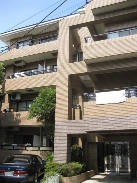 ドエル神宮前の外観|きれいな外観です