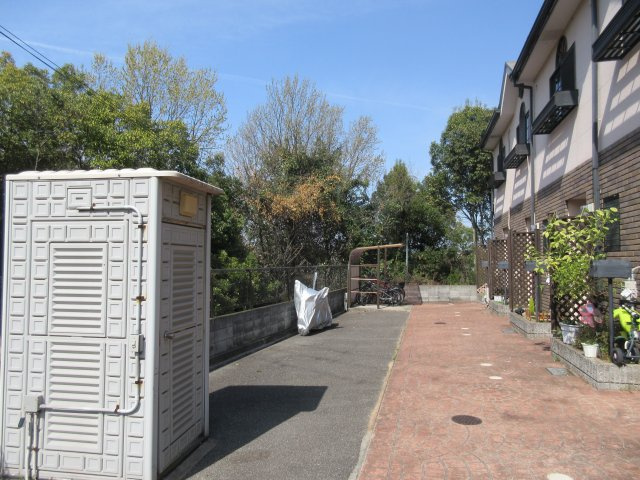 メゾンフロイデ三番館の外観
