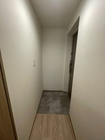MAXIV上石神井の玄関|明るい玄関です