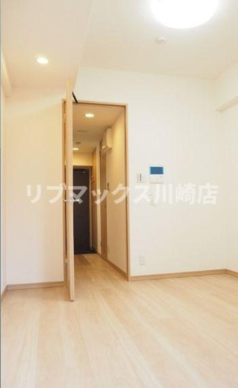 【寝室】ルーブル川崎貝塚弐番館