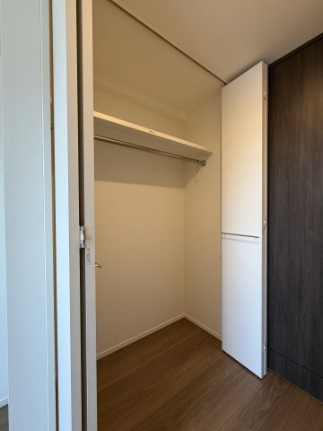 プラシア蒲田 ＴＨＥ ＧＲＡＮＤ ＲＥＳＩＤＥＮＣＥの収納|たっぷりとした収納スペースです