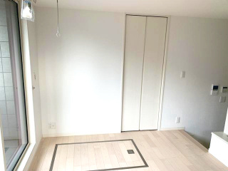 メゾン　ド　リーヴ