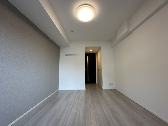 プラシア蒲田 ＴＨＥ ＧＲＡＮＤ ＲＥＳＩＤＥＮＣＥの居間・リビング|こちらのリビングで趣味の時間をお楽しみください