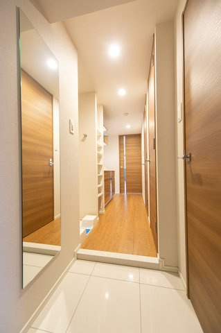 ＲＥＳＩＤＥＮＣＥ　大鳥居の玄関|※写真は同タイプ住戸です。