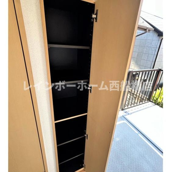 MKハイツの玄関