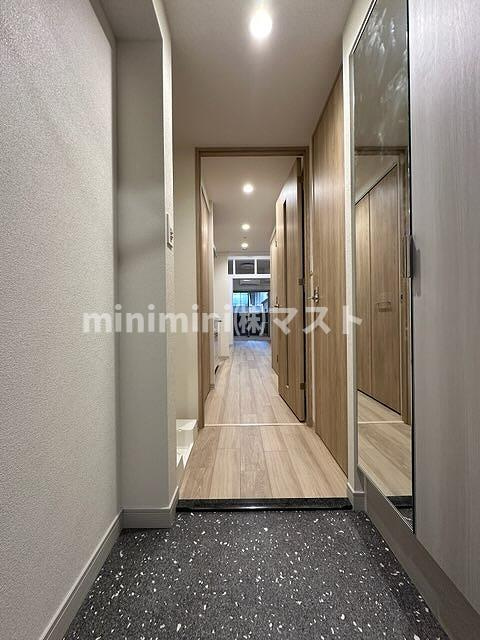 プレサンス堺筋本町エグゼブランの玄関