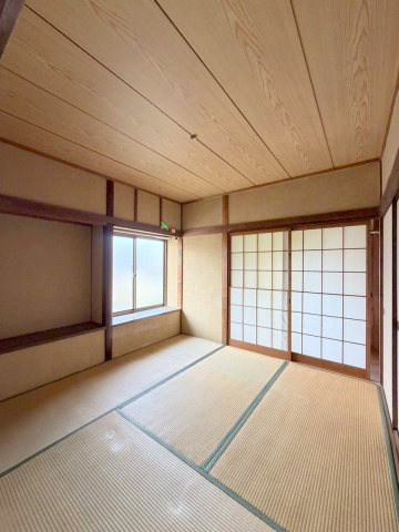 広島市安佐北区亀山南３丁目の一戸建ての和室
