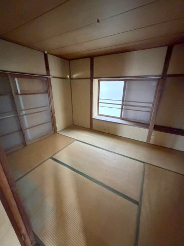 広島市安佐北区亀山南３丁目の一戸建ての和室
