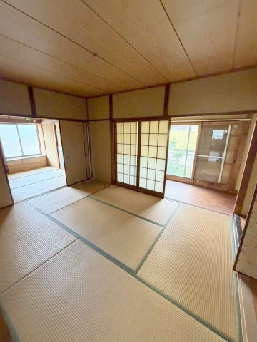 広島市安佐北区亀山南３丁目の一戸建ての和室