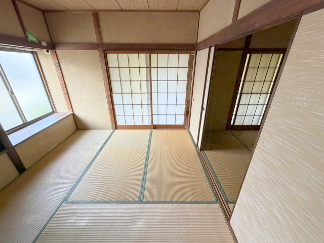 広島市安佐北区亀山南３丁目の一戸建ての和室