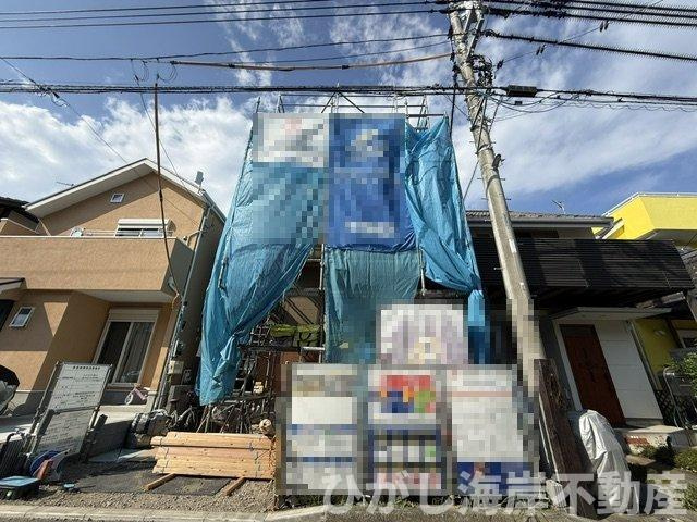 茅ヶ崎市高田３丁目　新築戸建の外観|8月21日撮影　建築中　現地外観