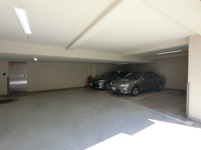 グランピーノ妙典の駐車場