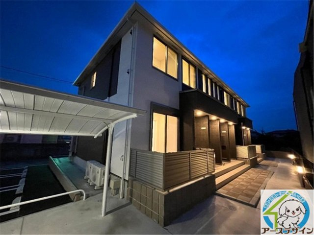 ユー　ジュネスの外観