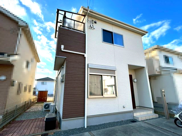 三木市別所町近藤　中古建ての外観