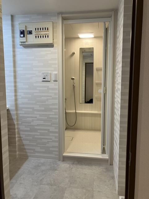 目黒青葉台グランドハイツの洗面所|広い洗面スペース