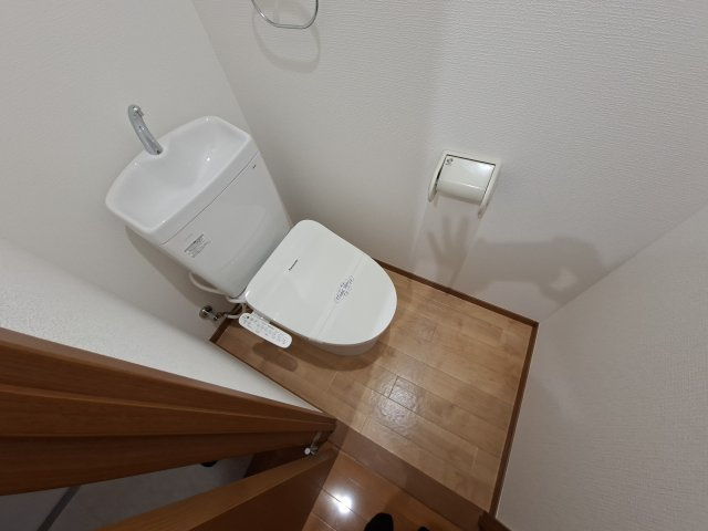 ラテール北戸田のトイレ