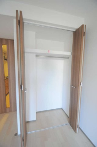 大阪市都島区中野町１丁目の賃貸マンションの収納