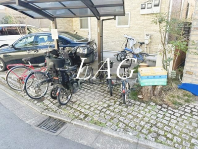 【その他共用部分】 | アーバンコートサカス１８ | 駐輪場です。