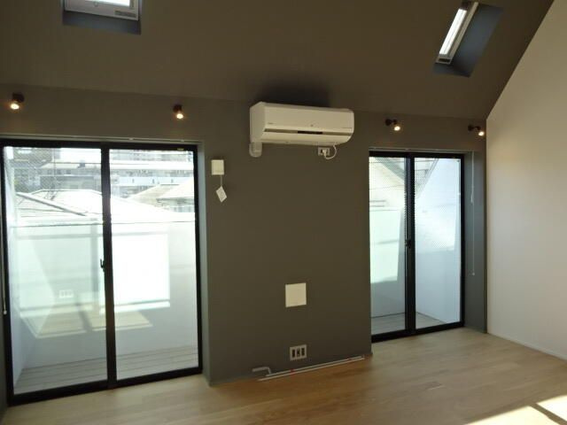 【バルコニー】 | TRAYS(トライズ)