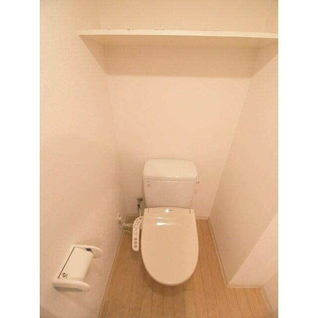 ＺＥＳＴＹ駒沢大学Ⅱのトイレ|ゆったりとした空間のトイレです
