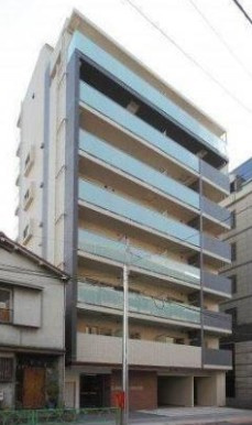 【外観】 | シーフォルム西新宿五丁目 | 鉄筋コンクリート造のがっちりとした建物。