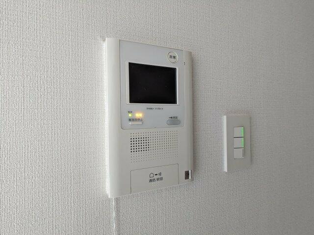 プレミアムキューブ三宿のセキュリティ|モニター付きインターホンになります