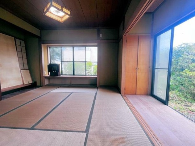 大室高原　平坦で広いお庭付きの平屋建て2SLDKの和室