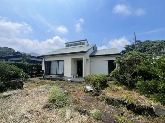大室高原　平坦で広いお庭付きの平屋建て2SLDKの庭