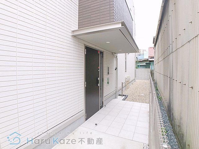 【エントランス】 | トレンタ氷室【名古屋市賃貸・宅配ボックス】