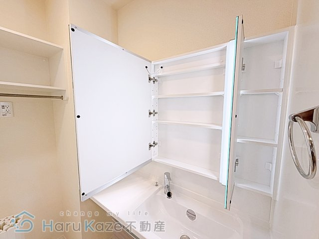 【独立洗面台】 | トレンタ氷室【名古屋市賃貸・宅配ボックス】